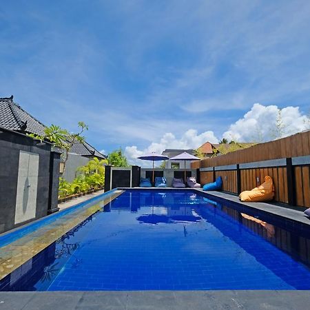 Отель The Yogasari Seminyak Экстерьер фото