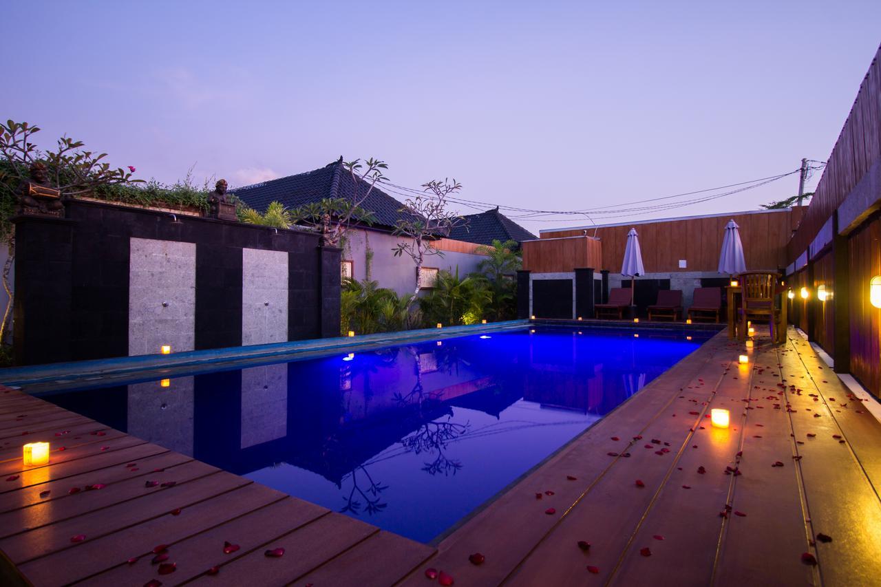 Отель The Yogasari Seminyak Экстерьер фото
