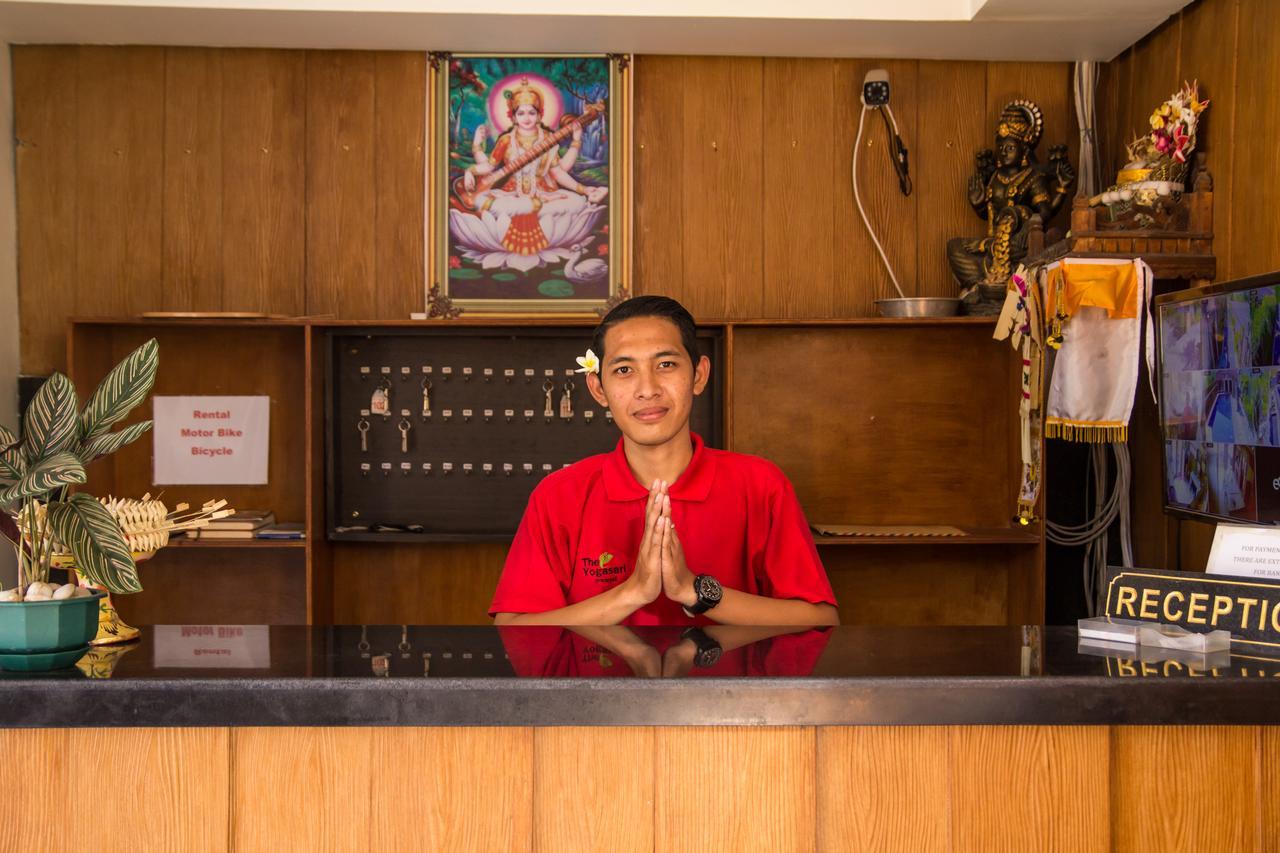 Отель The Yogasari Seminyak Экстерьер фото